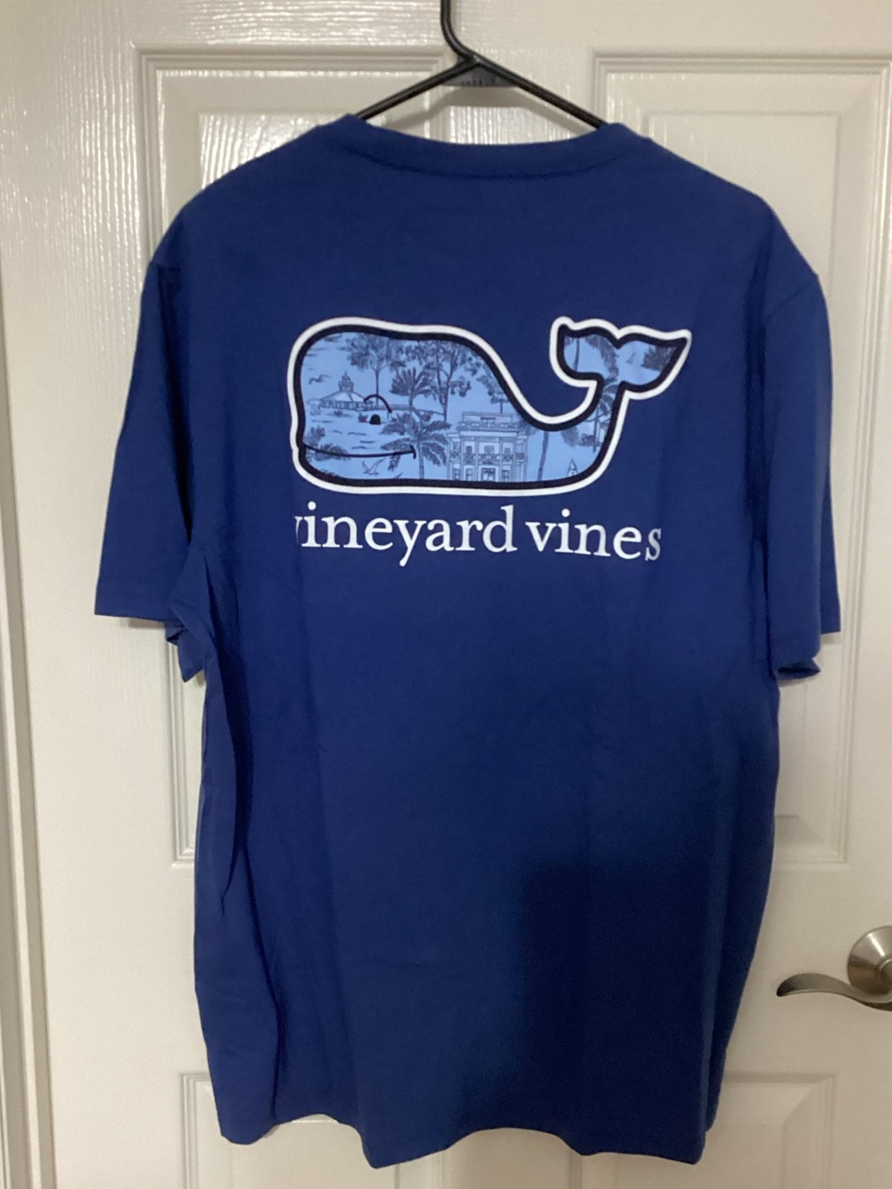 Vineyard Vines Moonshine Gasparilla Scene Whale Short Sleeve Tee Large